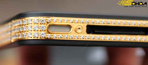 iPhone 4 mạ v&agrave;ng đ&iacute;nh đ&aacute; Swarovski