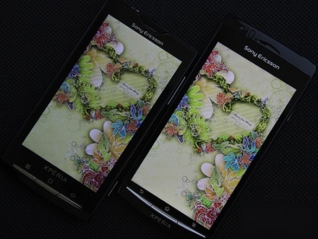 So sánh bộ đôi huyền thoại nổi nhất Sony Ericsson