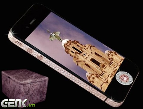 Top 8 di động không xấu xí nhưng thích gây sự chú ý