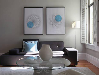 Không gian sang trọng với gam màu trắng và xám