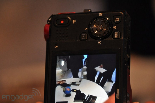 Nikon Coolpix S9100 - m&aacute;y ảnh trả g&oacute;p