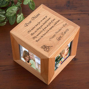 Làm đẹp phòng trẻ với khung tranh