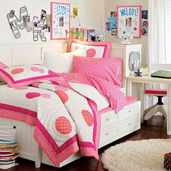 Làm đẹp phòng trẻ với khung tranh