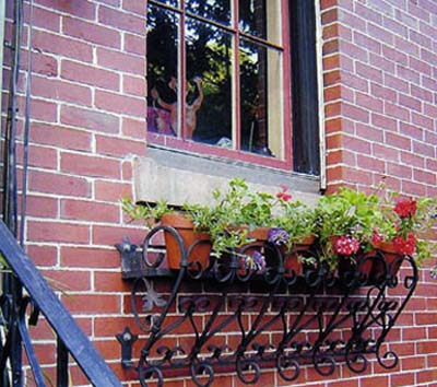 Trang trí cửa sổ đơn giản