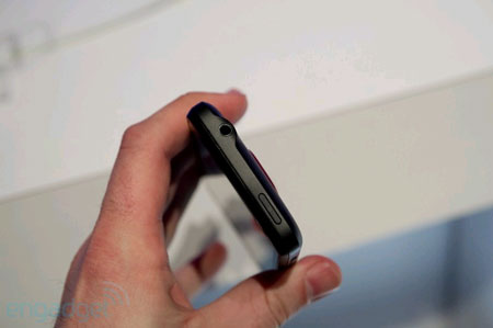 Ngắm ảnh thực tế “siêu phẩm” HTC EVO 3D