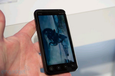 Ngắm ảnh thực tế “siêu phẩm” HTC EVO 3D