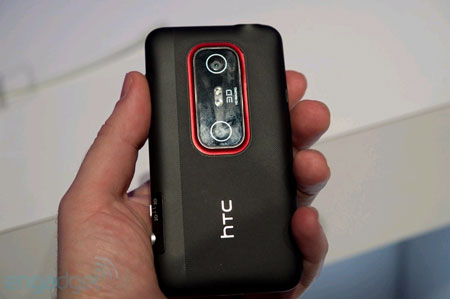 Ngắm ảnh thực tế “siêu phẩm” HTC EVO 3D