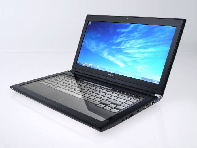 Acer Iconia - Laptop 2 màn hình cảm ứng đã xuất hiện tại Thế Giới Di Động