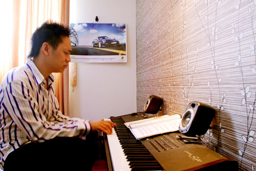 Đến thăm nhà ca sĩ Duy Mạnh