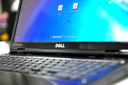 Dell Inspiron phá cách với khả năng 'lột vỏ'