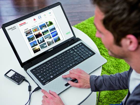 Toshiba Satellite L700 series &ndash; C&aacute; t&iacute;nh c&ugrave;ng sắc m&agrave;u