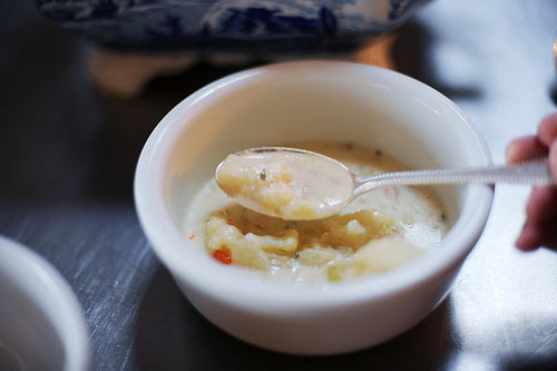 Nấu ăn: Ấm bụng món súp bông cải trắng