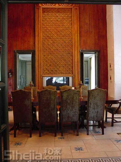 Đạo diễn Phùng Tiểu Cương và căn hộ như của hoàng tộc