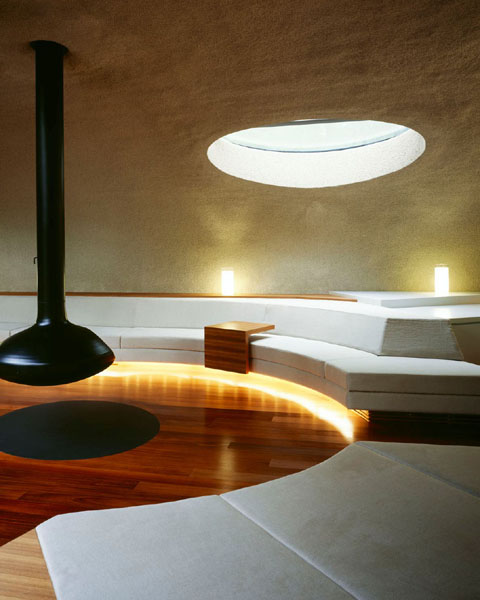 Tránh nắng ở ngôi nhà giữa rừng sâu