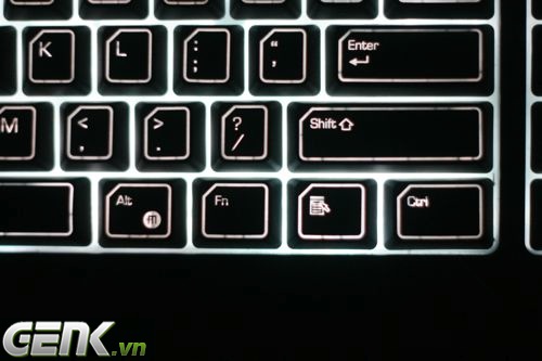 Đánh giá bàn phím Razer Marauder: Giáp sắt xông pha (P.3)