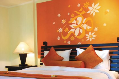 Trang trí nội thất với hình vẽ Tattoo