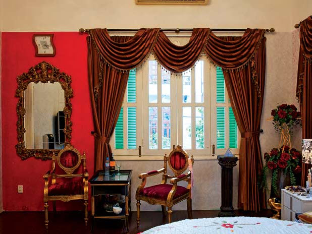 Tách khỏi ồn ào