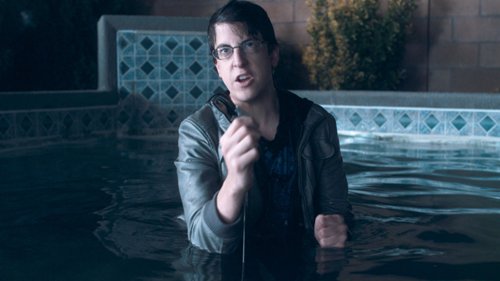 Fright Night tung trailer rùng rợn