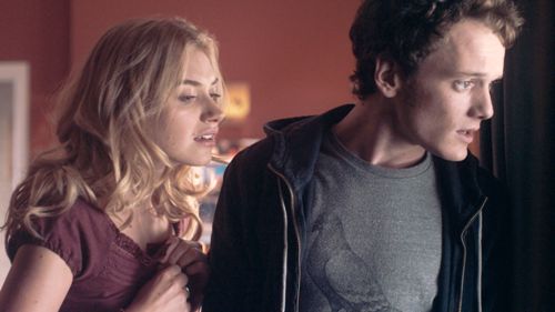 Fright Night tung trailer rùng rợn