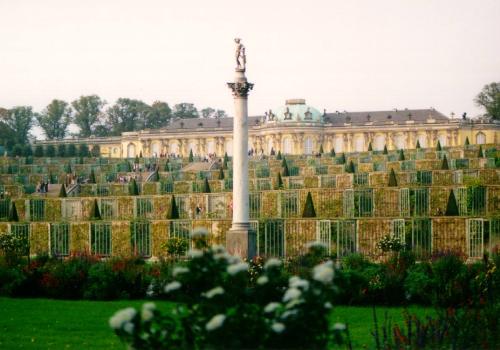 Dạo bước vào những khu vườn nổi tiếng nhất thế giới