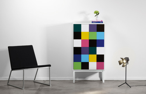 Điểm tô màu sắc cho phòng sơn trắng