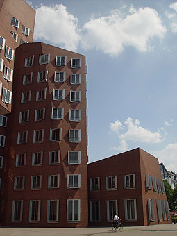 Những công trình kiến trúc lạ ở Đức