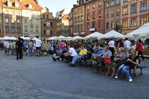 Lặng lẽ thành cổ Warszawa