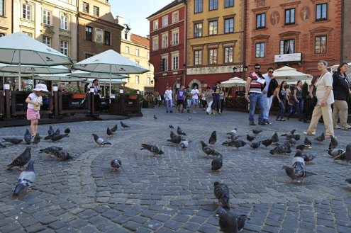 Lặng lẽ thành cổ Warszawa
