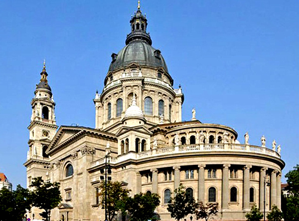 Những nhà thờ cổ kính nhất châu Âu