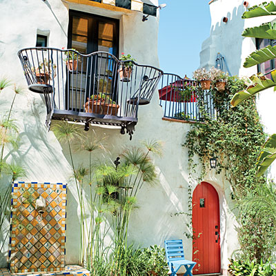 Phong cách cực romantic cho mặt tiền ngôi nhà Phong cách cực romantic cho mặt tiền ngôi nhà