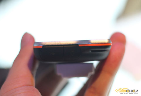 Ảnh thực tế Xperia Active Ảnh thực tế Xperia Active