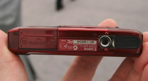 Ảnh máy compact cảm ứng cao cấp nhất của Canon