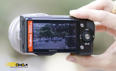 Du lịch trọn gói với Sony NEX-5
