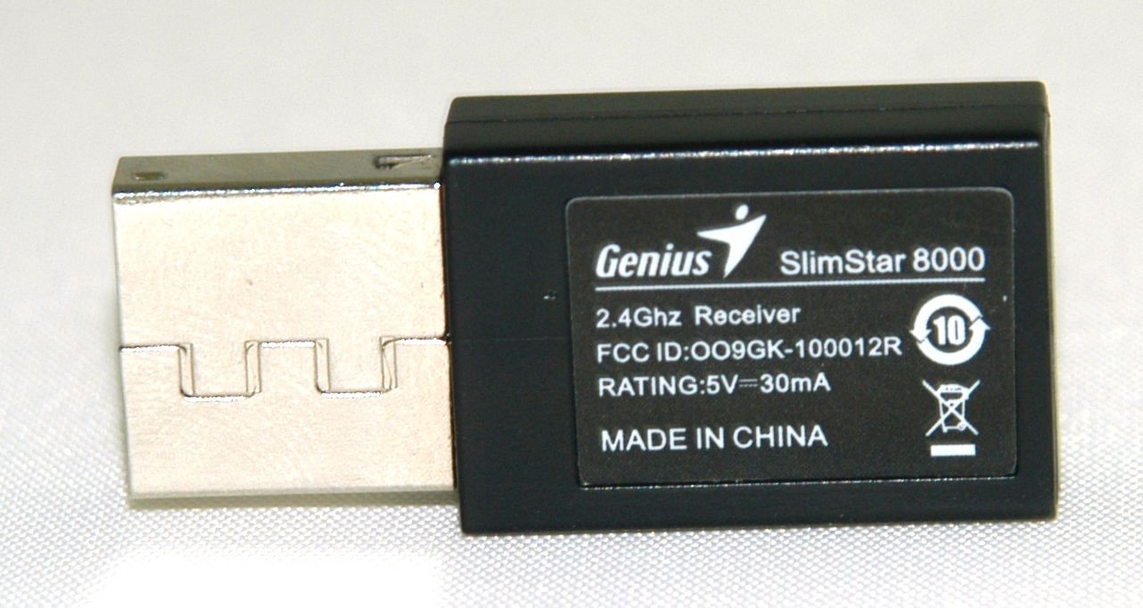 Bộ chuột và bàn phím Genius SlimStar 8000