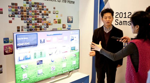 Samsung bắt đầu bán Smart TV 3D cao cấp nhất 2012