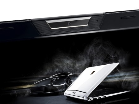 Laptop thời trang lấy cảm hứng từ siêu xe Lamborghini